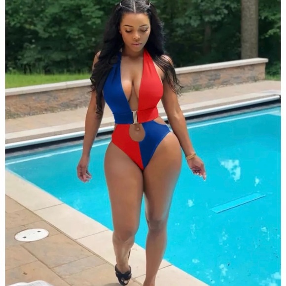 Bathing suits - Picture 1 of 6